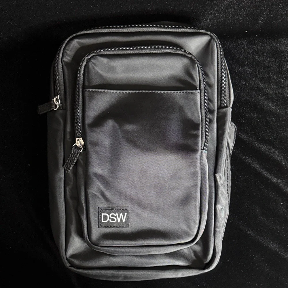 DSW Black Men's Backpack